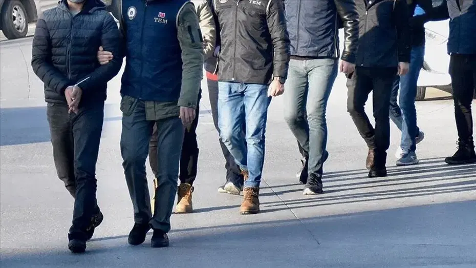 Aydın'da Taşınmaz ve Araç Satışında Dolandırıcılık Operasyonu: 800 Milyon Liralık Vurgun Yapıldı