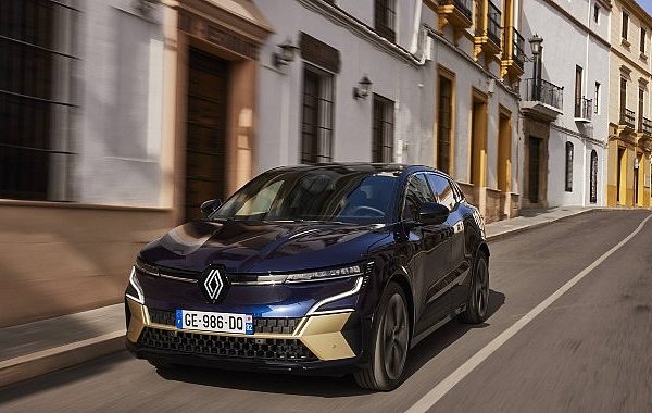 Renault ve Dacia mayıs ayına özel yayınladıkları özel kampanyalarla dikkat çekmeye devam ediyor – OTOMOTİV