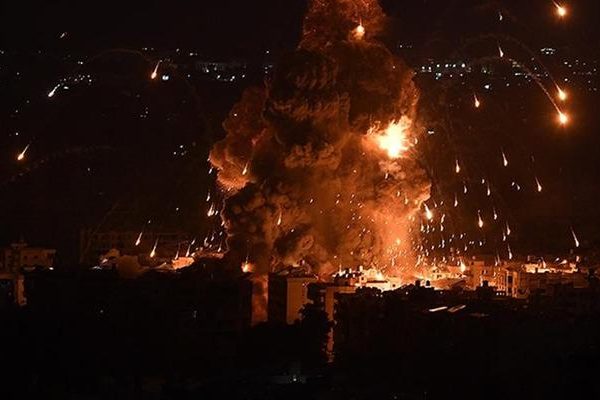 İsrail Beyrut’u vurdu! Şiddetli patlamalar yaşandı