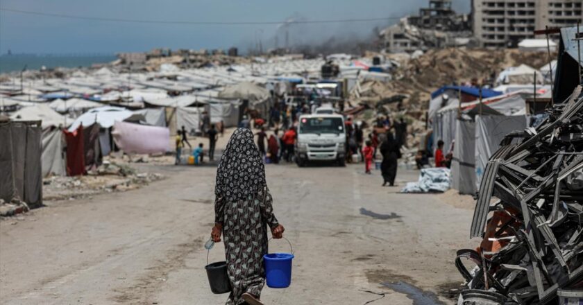 Gazze: İsrail, son 48 saatte yardım almak üzere yönlendirdiği 10 Filistinliyi öldürdü