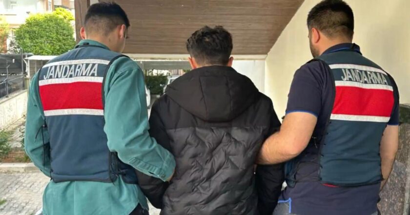 Dolandırıcı suç örgütlerine operasyon: 64 şüpheli tutuklandı