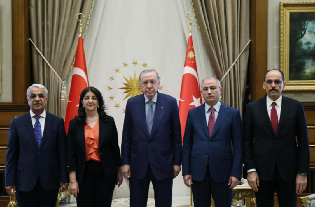Abdullah Öcalan için Dem Partisi Talebi! Kritik toplantı sırasında Başkan Erdoğan'ı cumhurbaşkanına gönderdiler 3