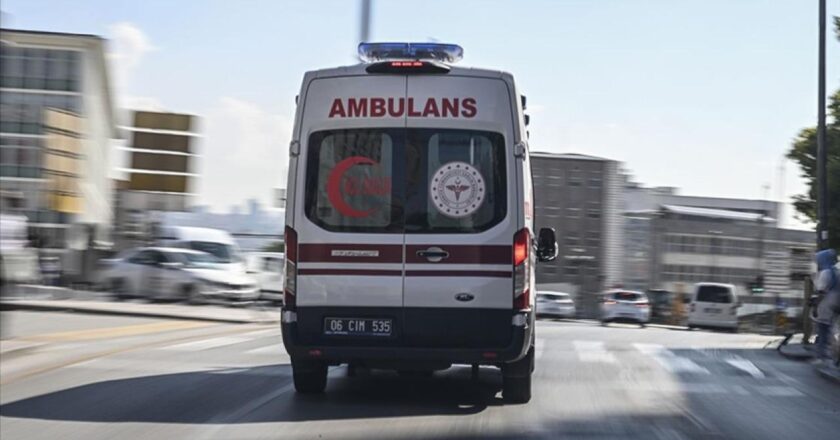 Ambulansa yol vermeyen sürücülere ağır cezalar geliyor