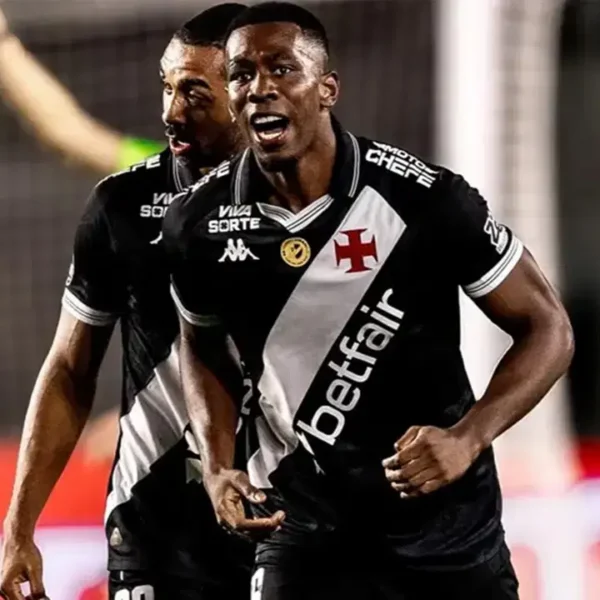 Kiralık anlaşmasının sonuna yaklaşan Carlos Cuesta, geleceği hakkında görüşlerini paylaştı!